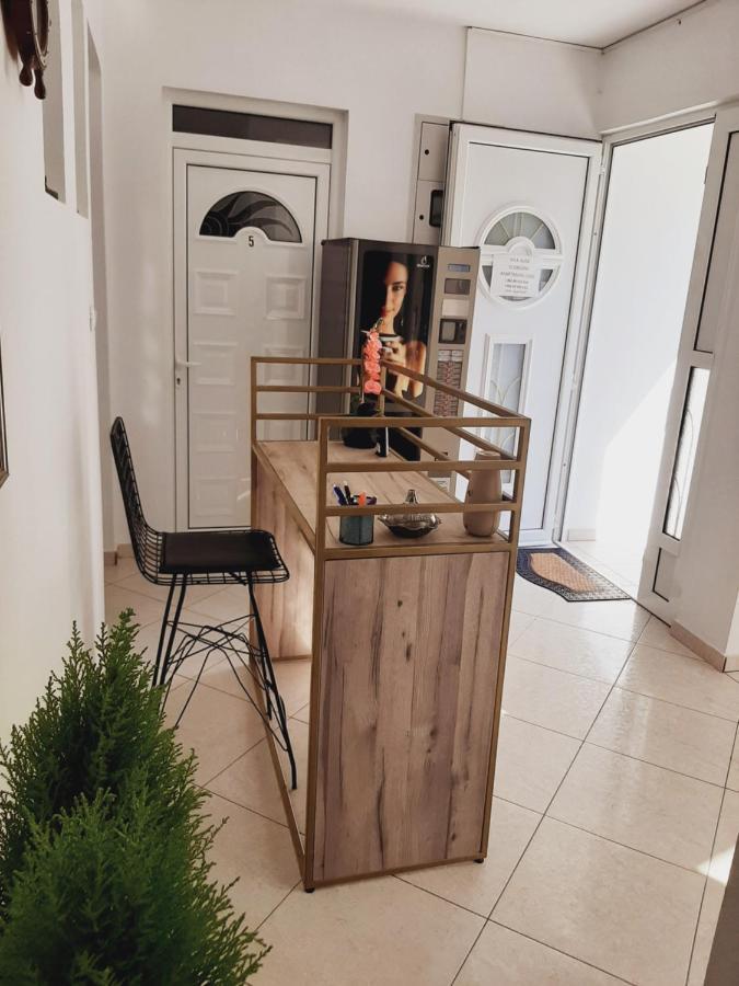 Villa Alba Apartments Dobra Voda Extérieur photo