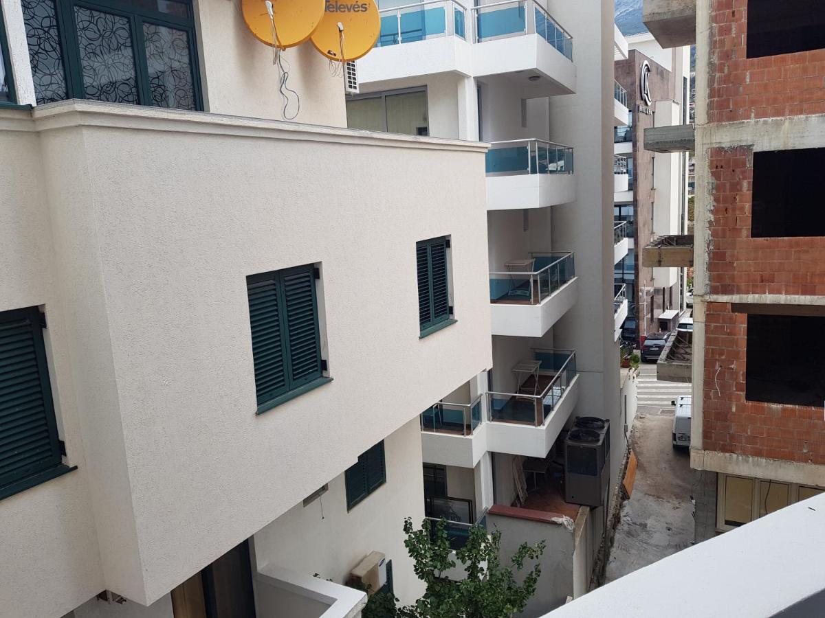 Villa Alba Apartments Dobra Voda Extérieur photo