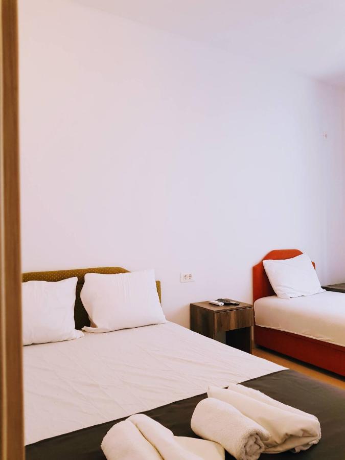 Villa Alba Apartments Dobra Voda Extérieur photo